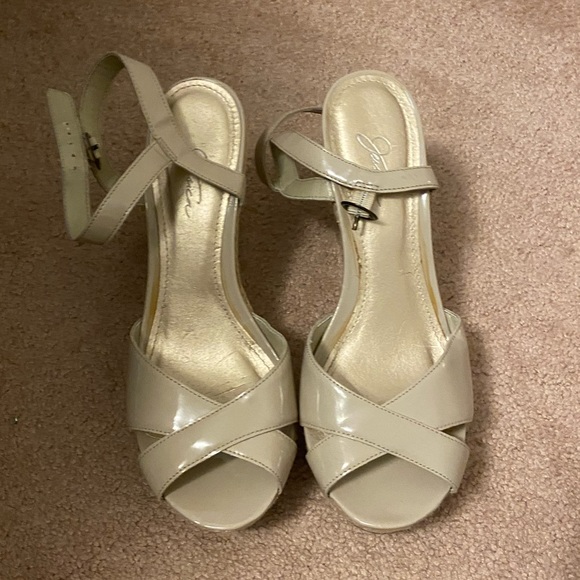 Wedge heals - Picture 1 of 2